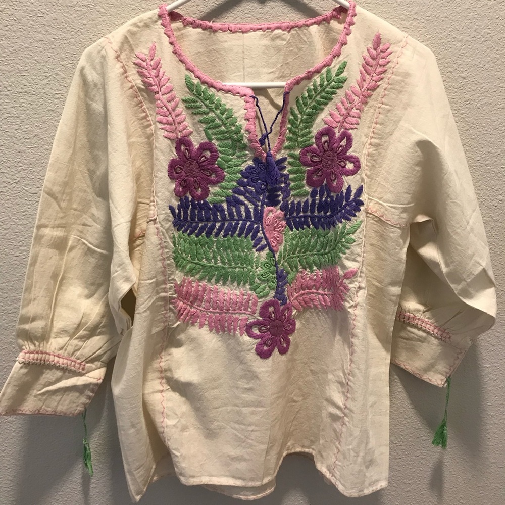 Women embroidered dress M